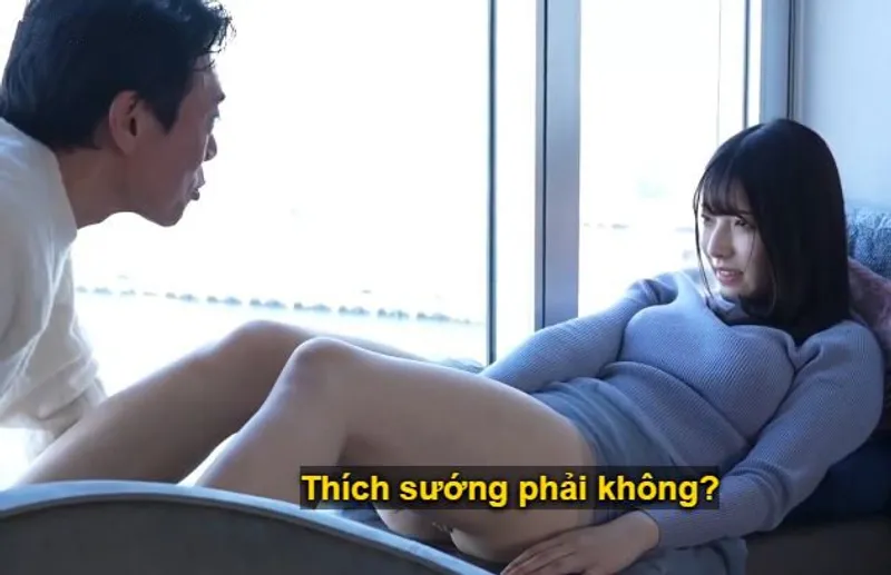 Cuộc hẹn hò giữa bác trai lớn tuổi và cô diễn viên trẻ mới nổi tại nhà nghỉ sang trọng.